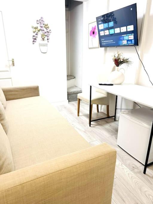 L2 City Centre Loft With Ac Budapest Bagian luar foto